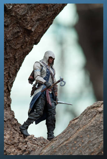 Assassin's Creed III - Фотообзор экшен-фигурок Коннора и Хэйтема Кенуэйя от McFarlane